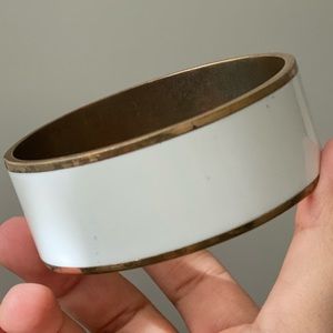 Elegant White and Golden Bangle/Bracelet